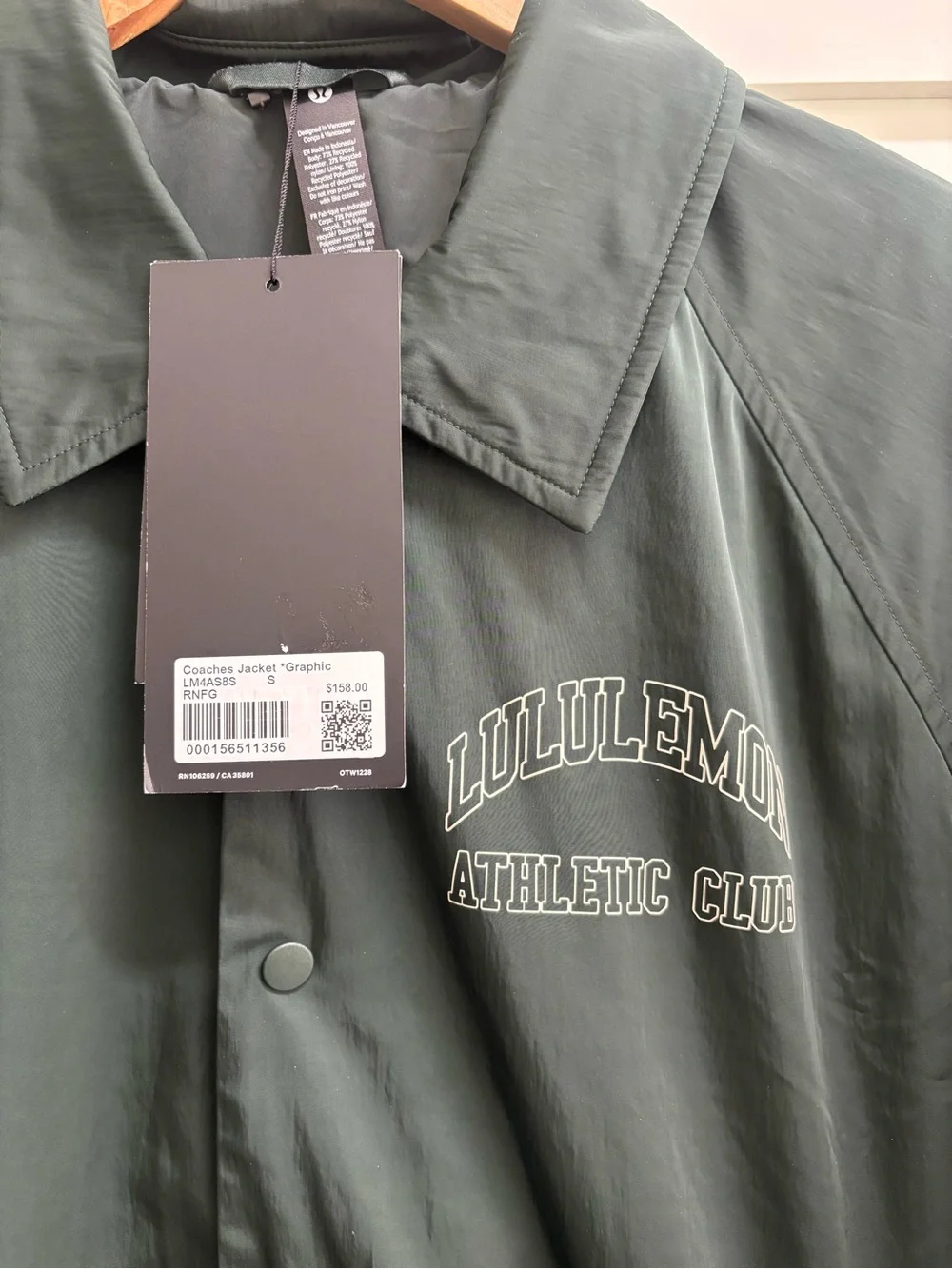 Lululemon Coaches Jacket Graphic Green Mens Small NWT Athletic Club varsity